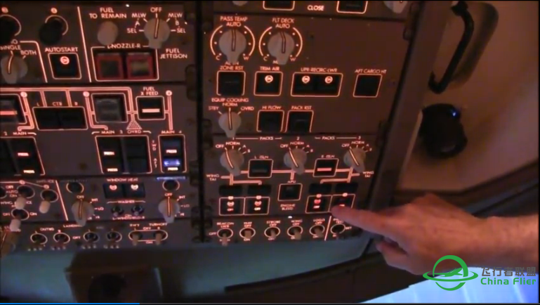 747-400模拟器：冷舱启动和起飞程序视频 720p高清-9566 