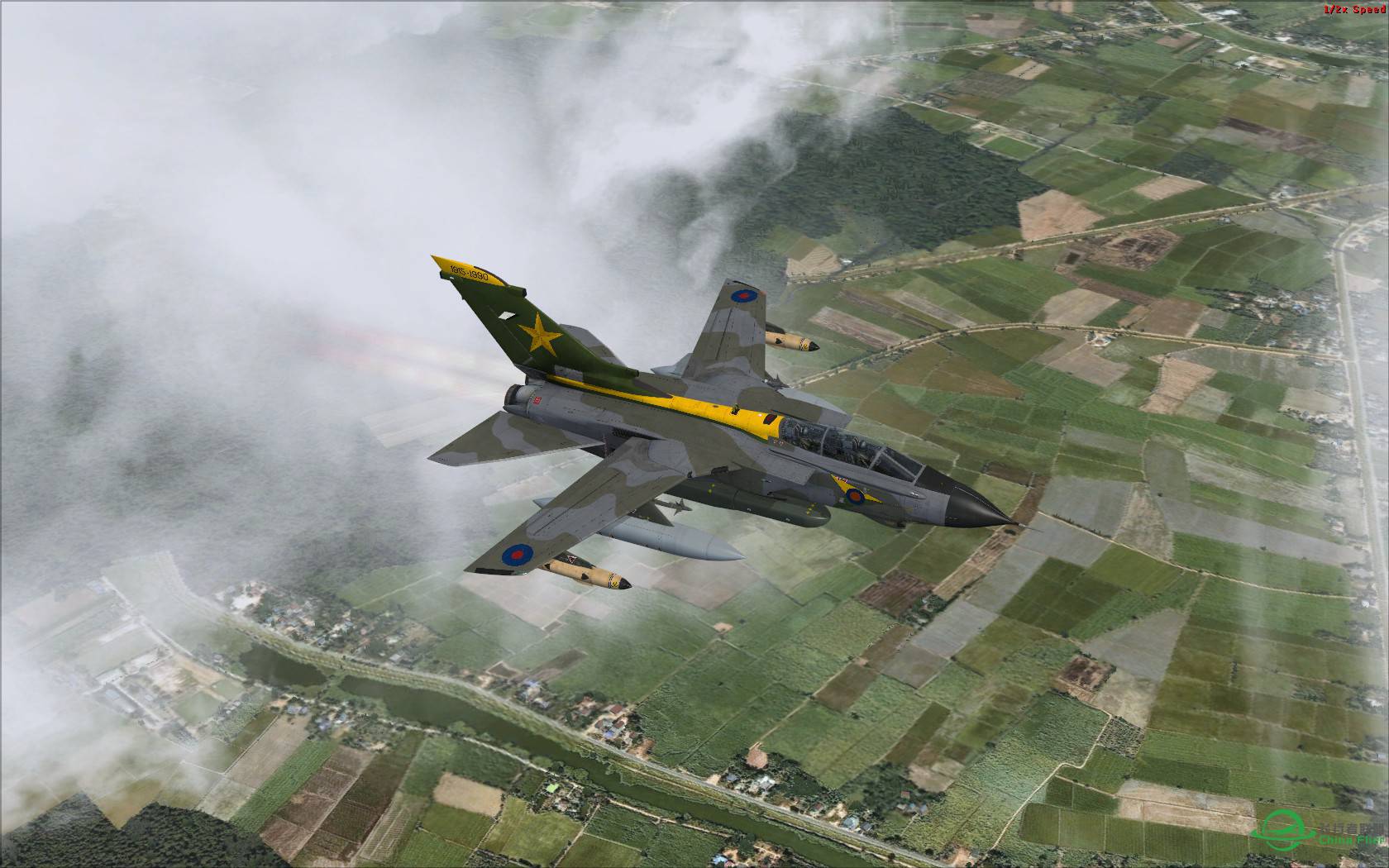 最新狂风Tornado战机迷彩涂装飞越田野与薄云-8697 