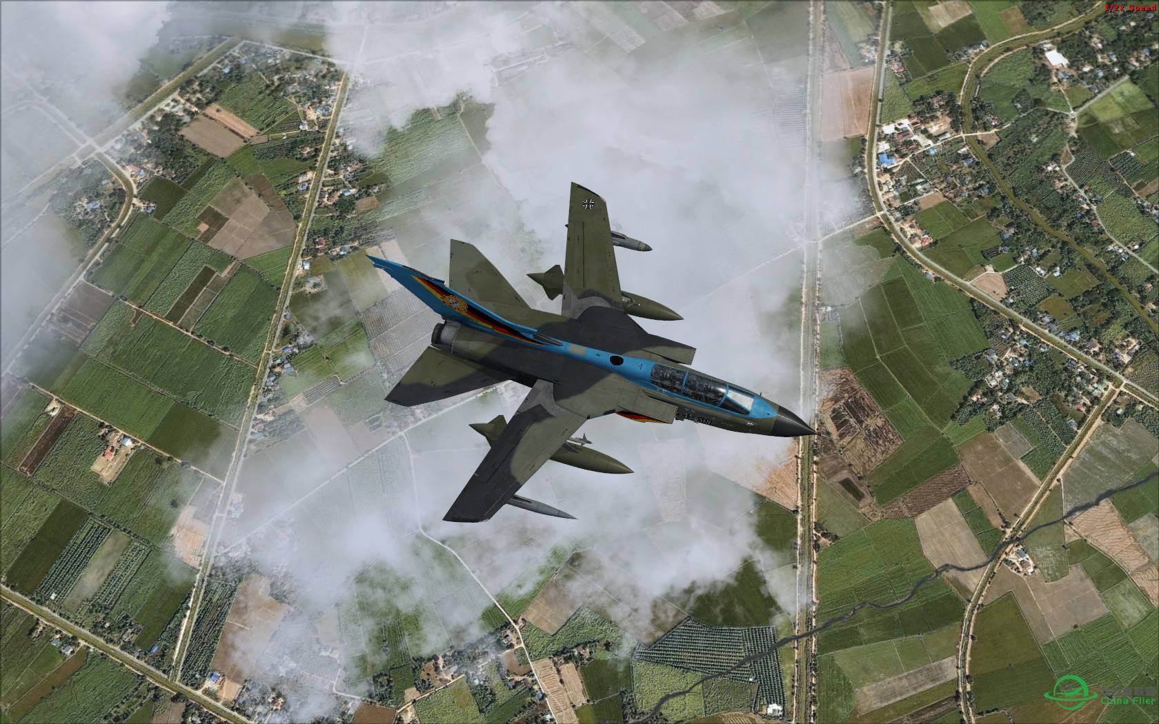 最新狂风Tornado战机迷彩涂装飞越田野与薄云-7255 