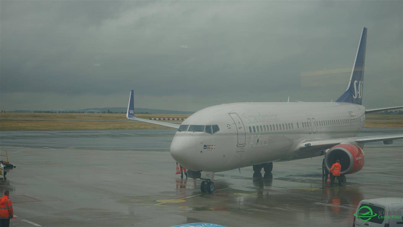 巴黎戴高乐 国航微笑中国， NAN787，SAS FIANIR LOT。。-4510 