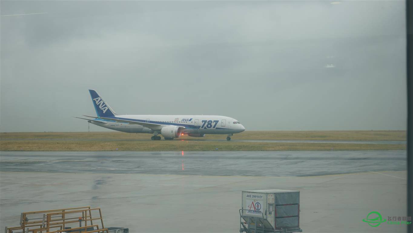 巴黎戴高乐 国航微笑中国， NAN787，SAS FIANIR LOT。。-2625 