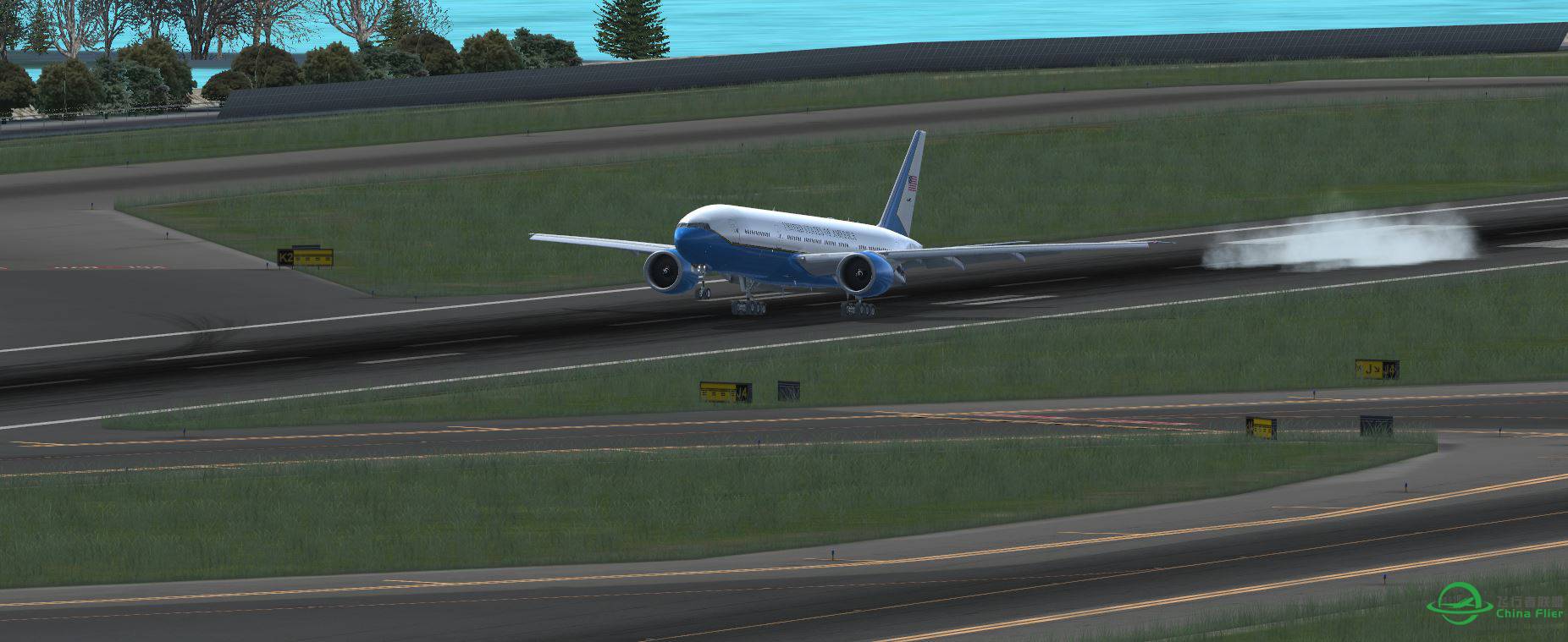 B777 Airforce1 @ VHHH RWY07L/07R-313 