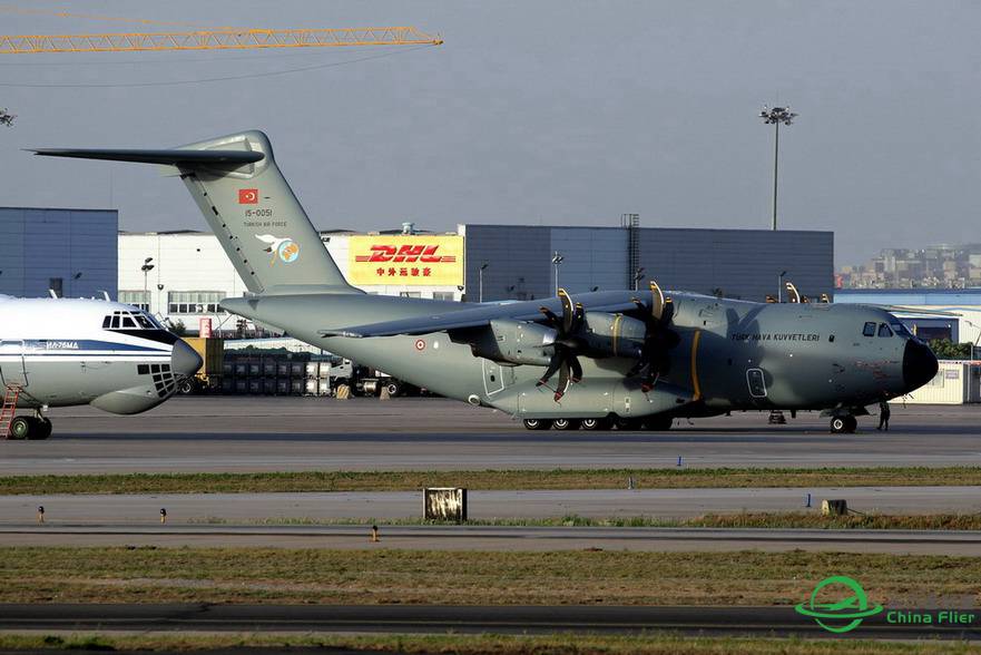 IL76和空客A400来到ZBAA-2172 