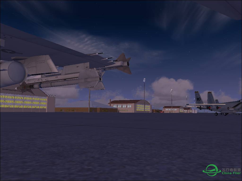 黄昏中的芒廷霍姆空军基地-6604 