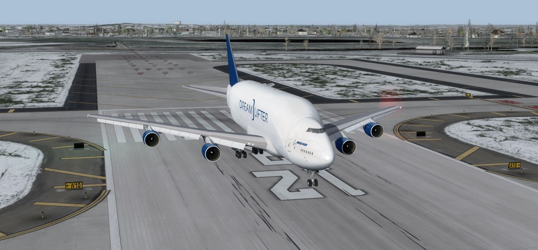 Boeing 747-400LCF DreamLifter @ KMSP-8908 