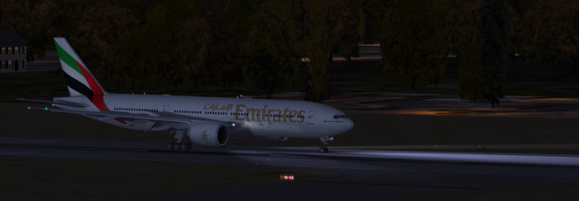 Emirates Airline-841 