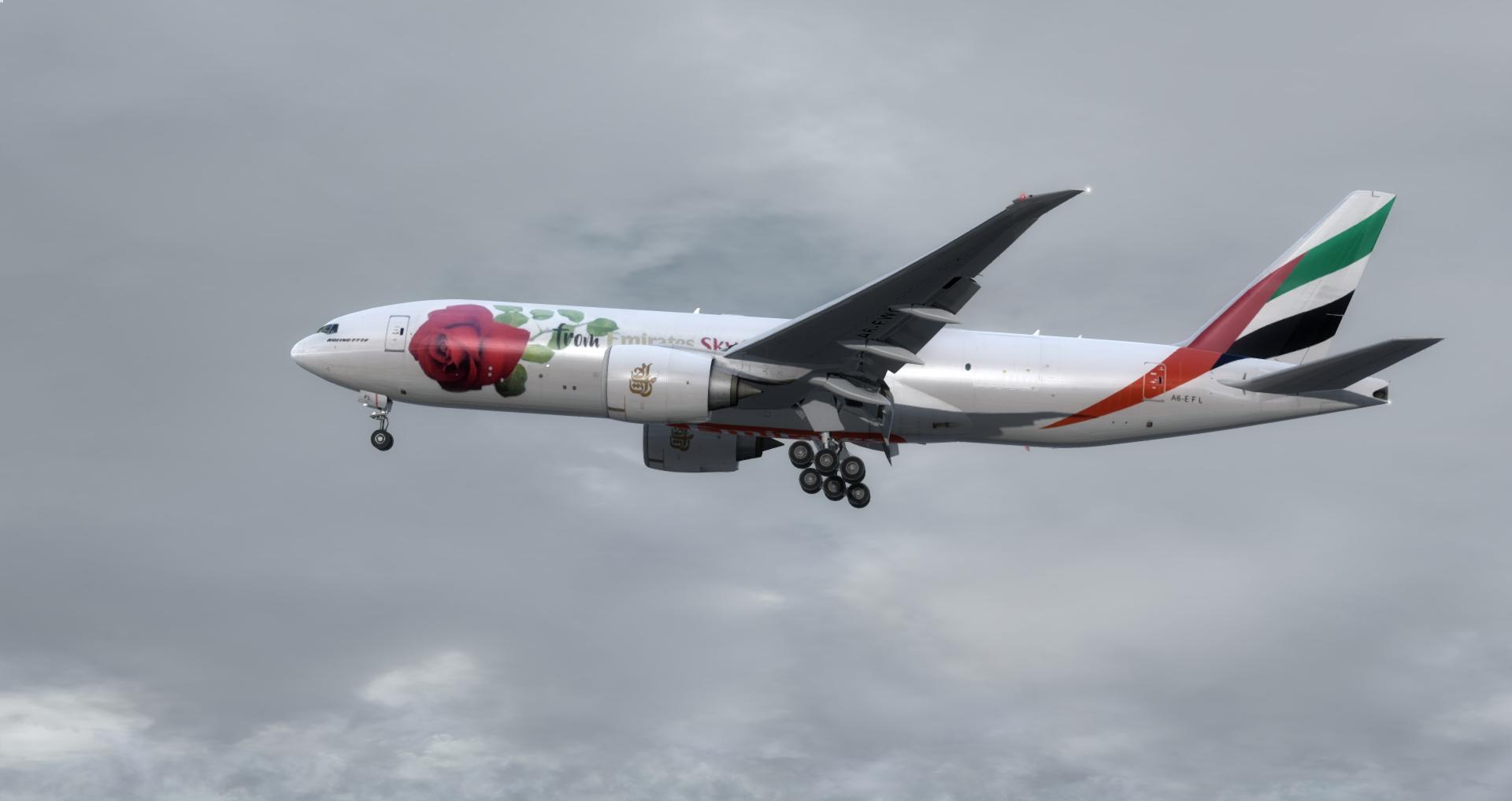 你是我的玫瑰花 520空降浦东 Emirates SkyCargo B777F-535 