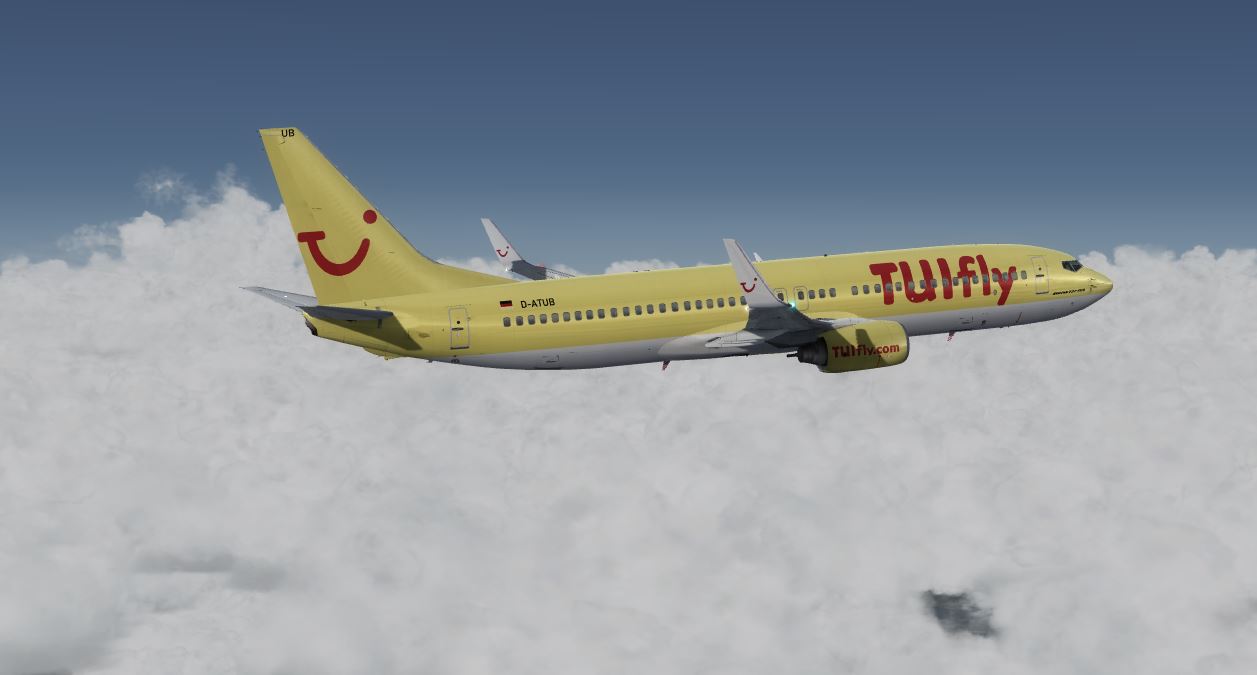 B737-800 TUI airways Yellow 2018-9828 