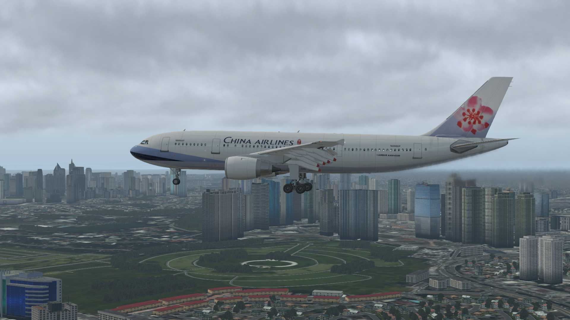 华航A300降落马尼拉-3845 