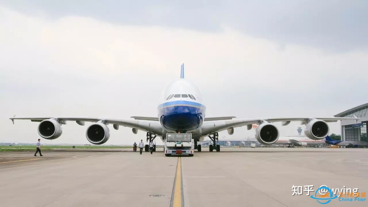 南航A380为何不留在国内拆解研究，而是要送到美国的飞机 ...-8215 