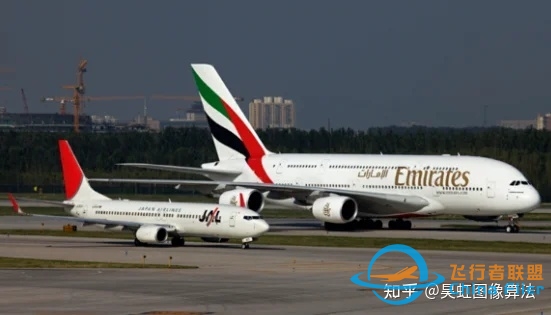 空客A380到底有多大(与波音737对比),有多重,有多大功率-660 