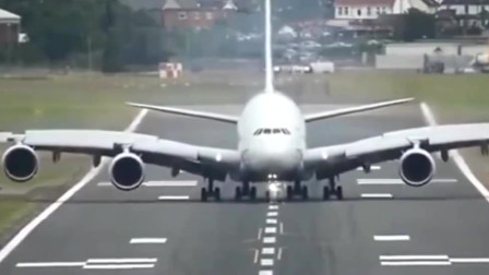 机长真强势，塔台：我是空客A380，前面的军用运输机赶紧起飞！-2107 