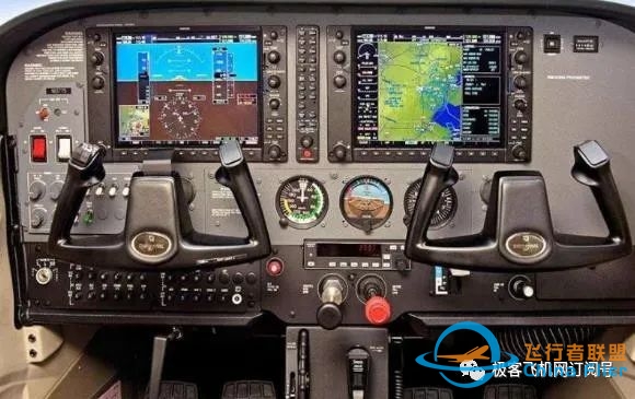 教具 | 塞斯纳172飞机电子实训台出售,配备 G1000航电系统,4款备份机械仪表!-9829 