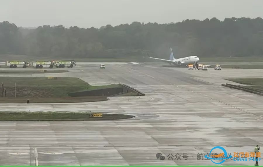 A United Airlines Boeing 737 MAX 8 left the runway after landing-2129 