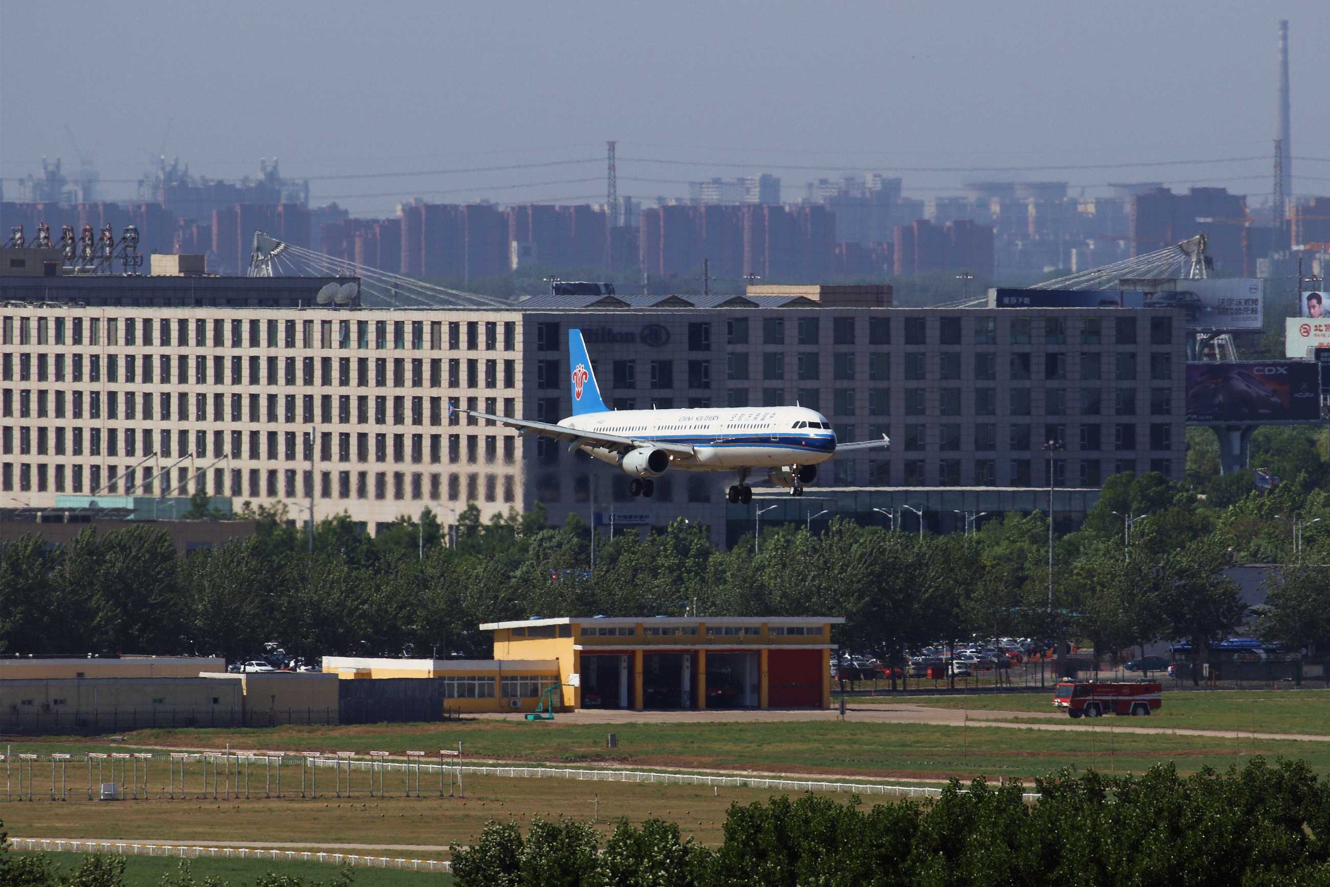 电脑翻出2016年拍的飞机3-4363 