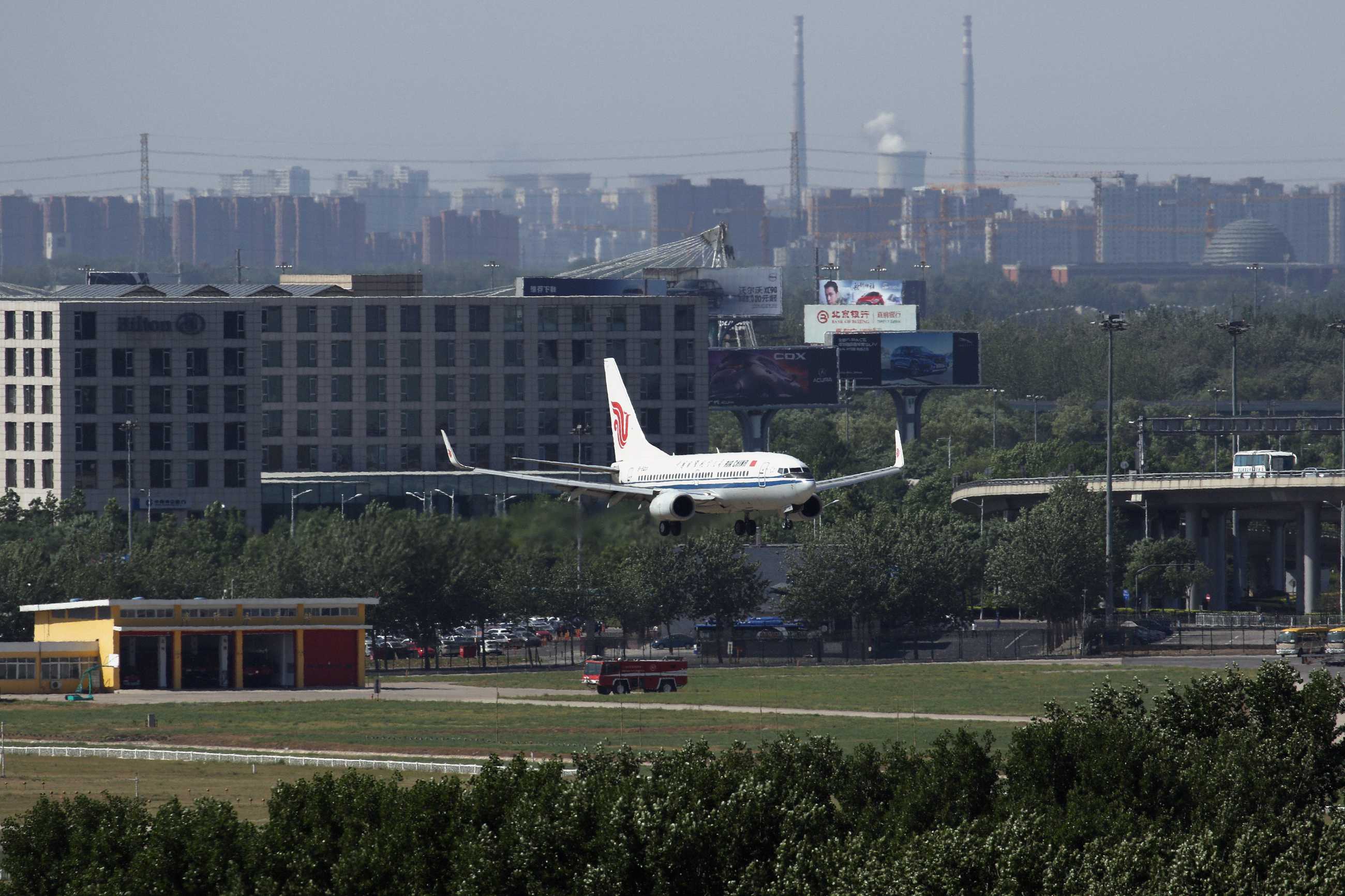 电脑翻出2016年拍的飞机3-4823 