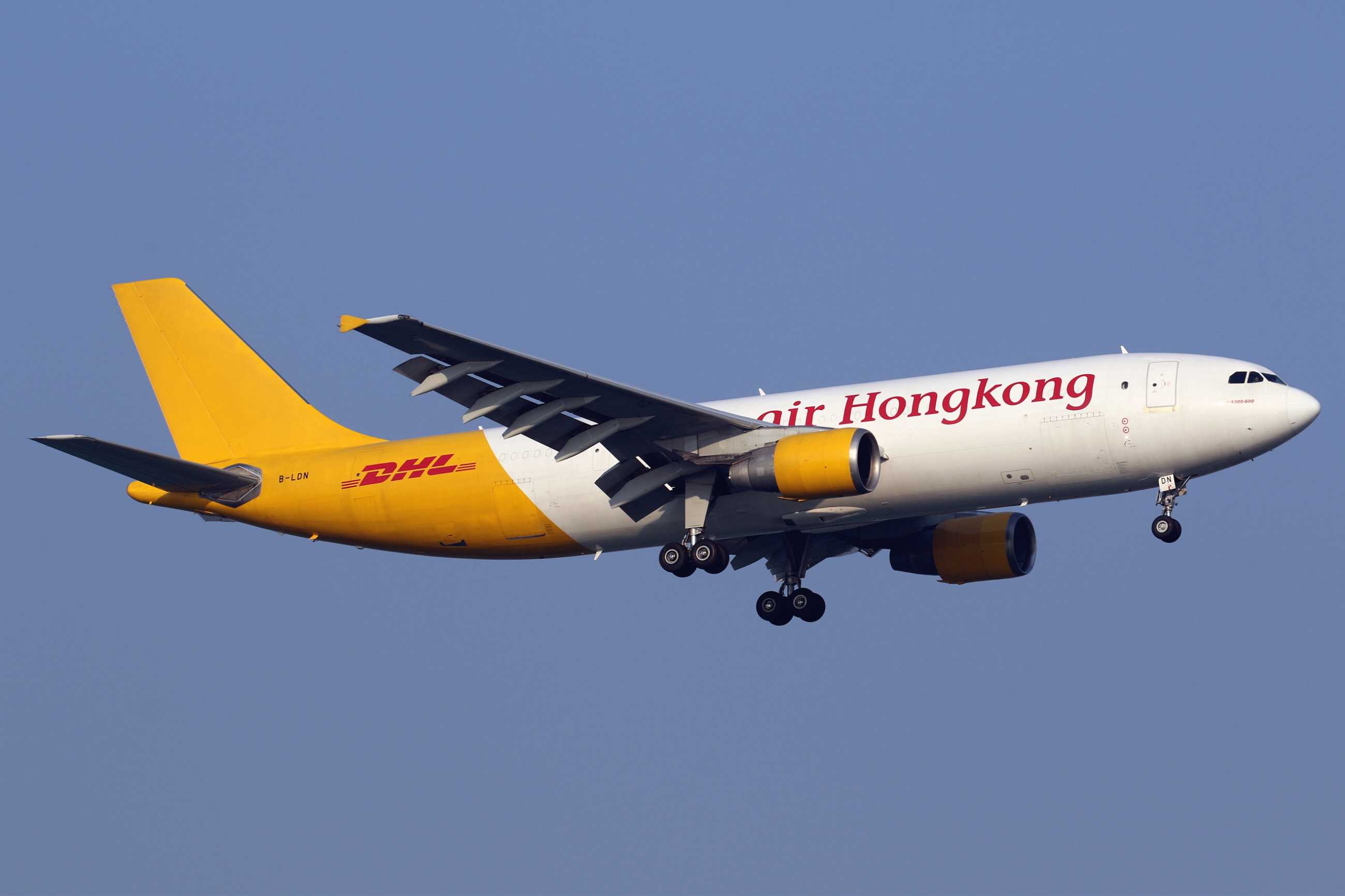 发一些十年前在首都机场拍的飞机-8923 