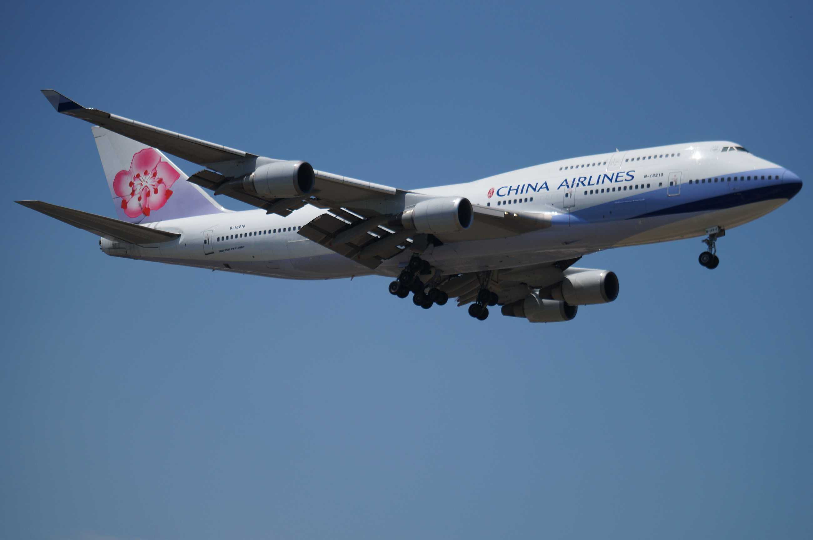 发一批2013年拍的飞机-5944 