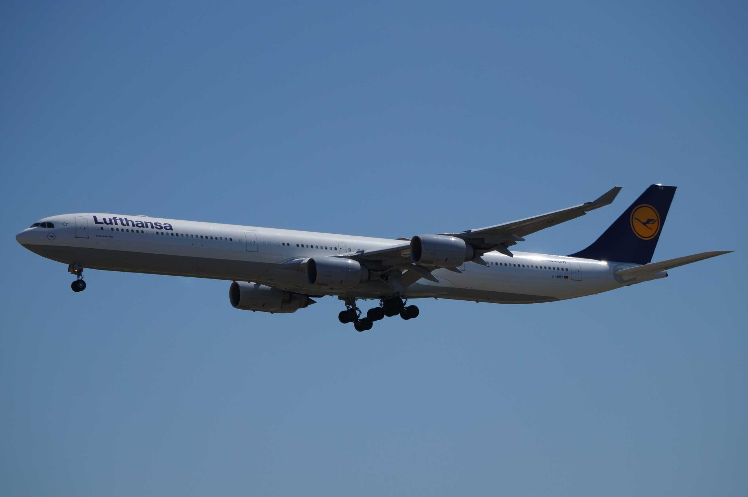 发一批2013年拍的飞机-7398 