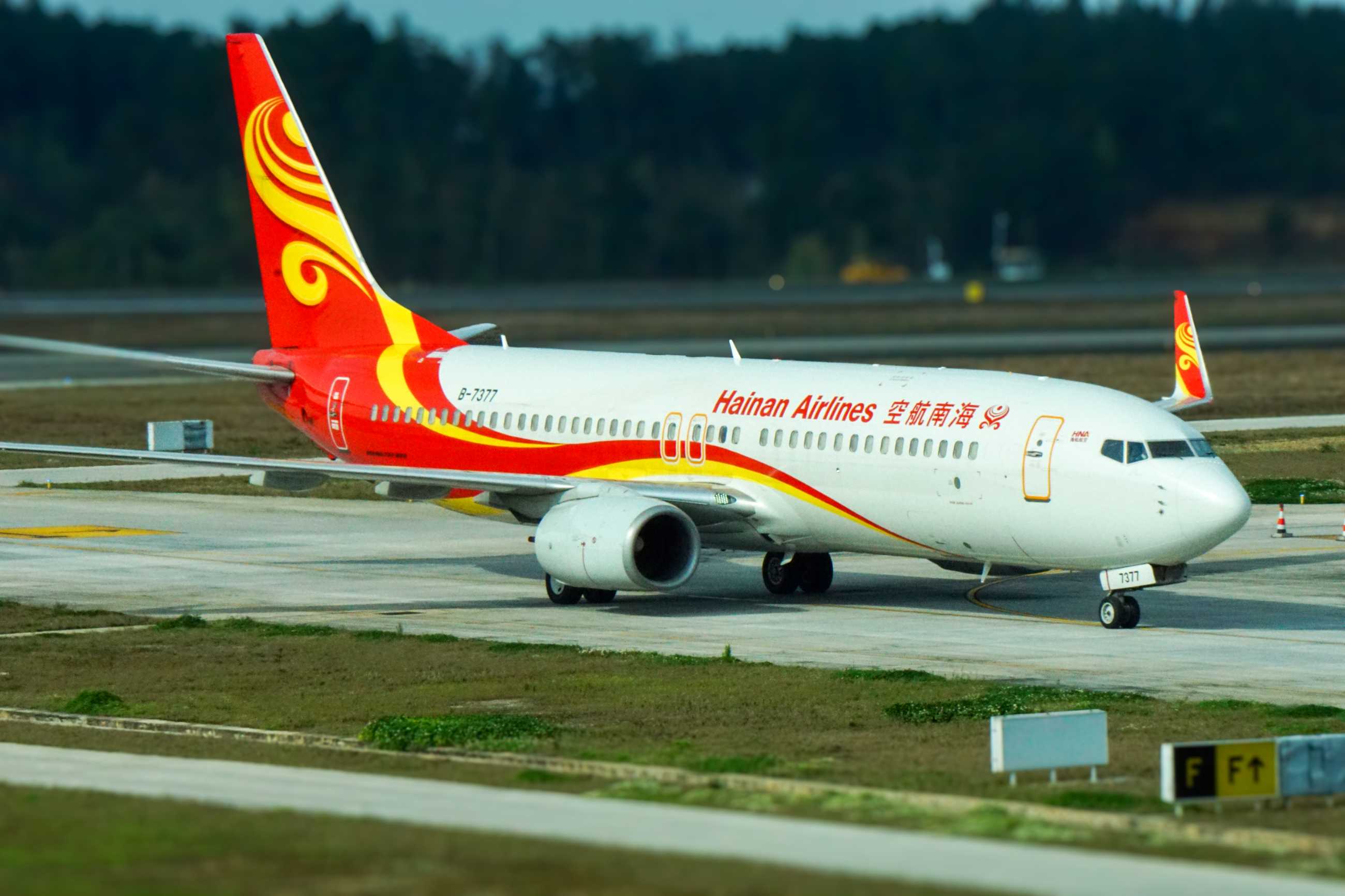 小机场也有拍飞机的快乐-6844 