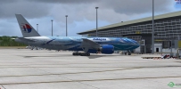 B777 Malaysia 9M-MRD blue @ WMKK